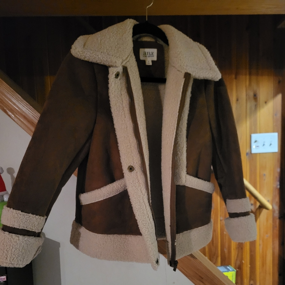 Ana Jacket Size Small EUC